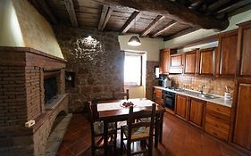 Davide Home Sutri Home Sweet Home Viterbo